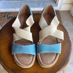 - Comfortiva w/ Pillowtop Leather Upper Summer Sandal Size 7W
